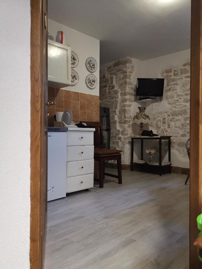 Apartment Giulio - 10Mt To The Beach Ρόβινι Εξωτερικό φωτογραφία